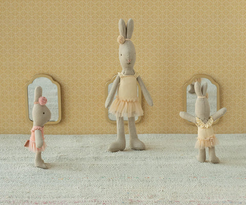Rabbit Size 1, Classic - Ballet Cream