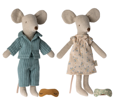 Mum & Dad Mice In Cigar Box - New 2025