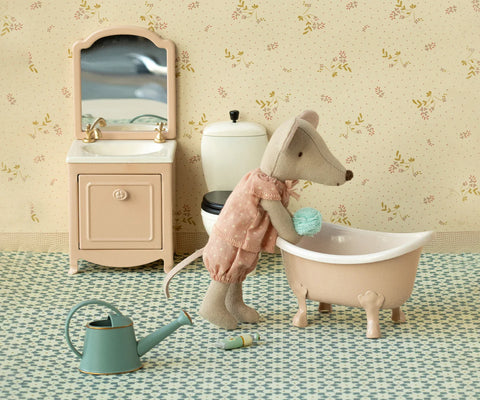 Bathtub Mouse Rose