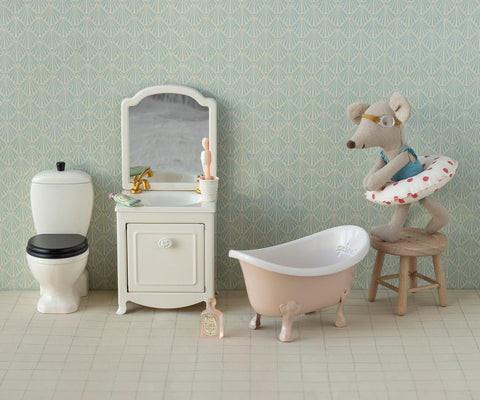 Bathtub Mouse Rose
