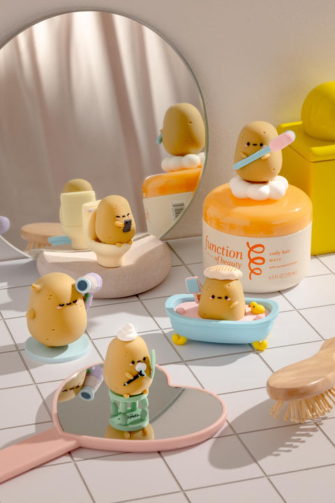 SMOKO TAYTO BATHROOM BLIND BOX FIGURE