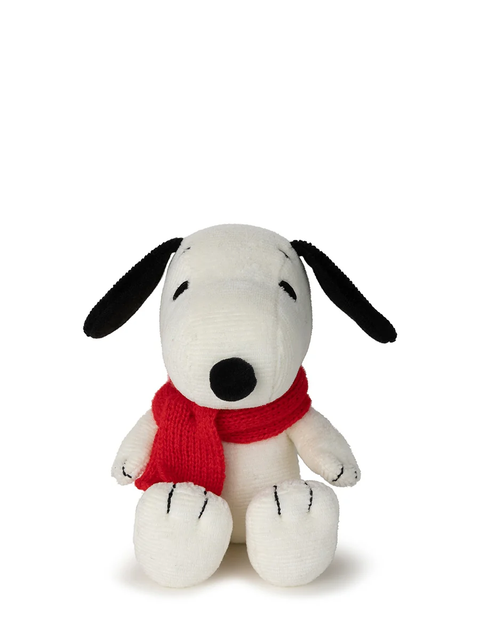 PEANUTS Snoopy Sitting with Scarf 7"