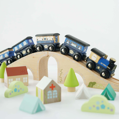 Twilight Train & Carriages