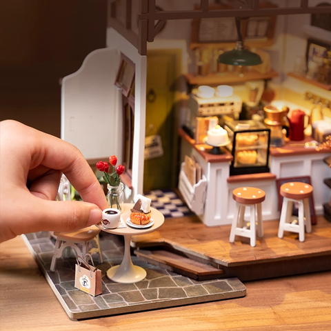 DG162 No.17 Café Rolife Diy Miniature House Craft Dollhouse