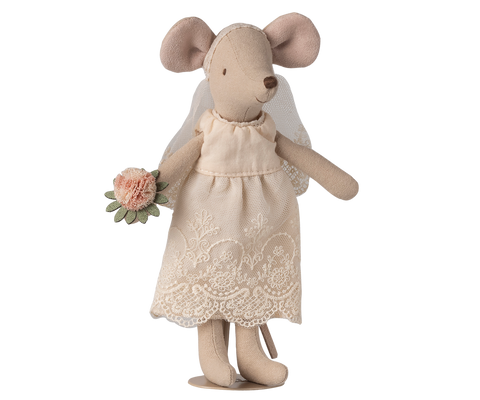 Wedding mice couple in box, Mum and  Dad -2026