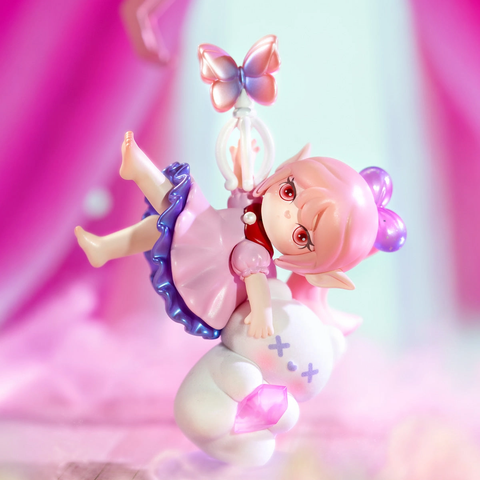 Suri's Colorful Girls Surprise Figure
