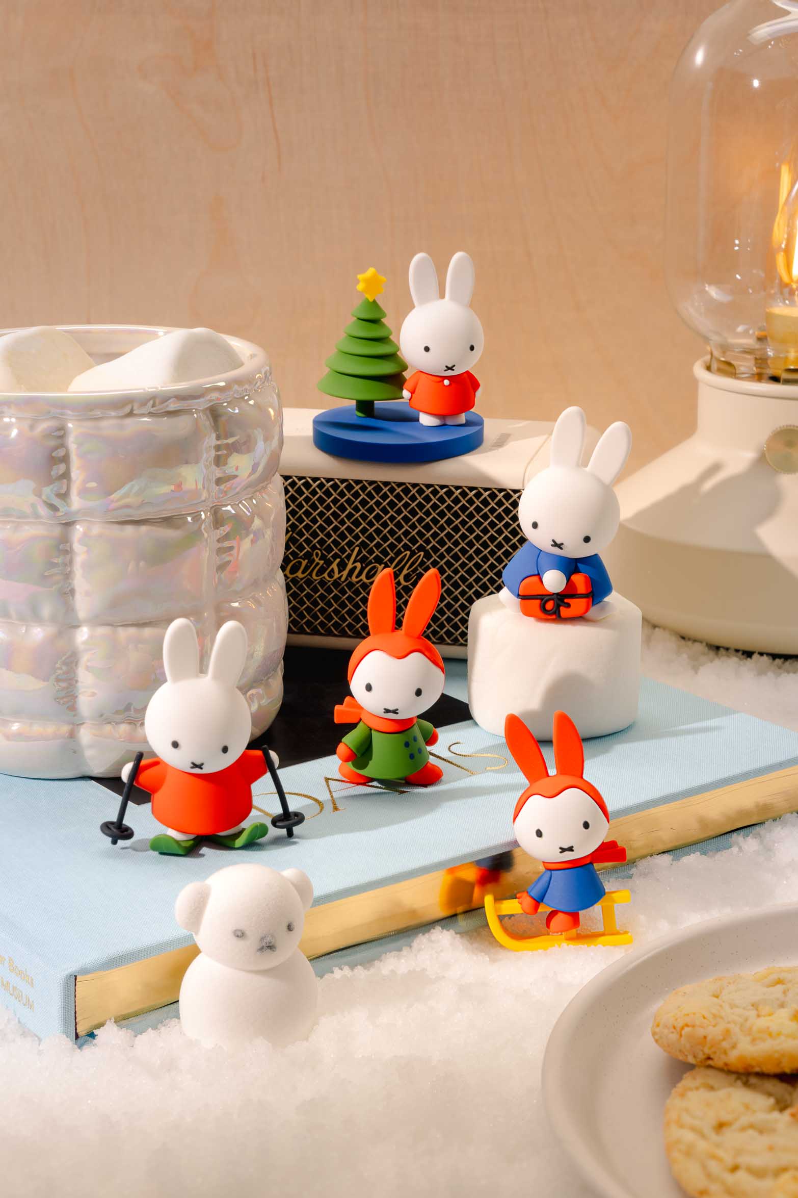 SMOKO MIFFY IN THE SNOW BLIND BOX FIGURE – Toy Division