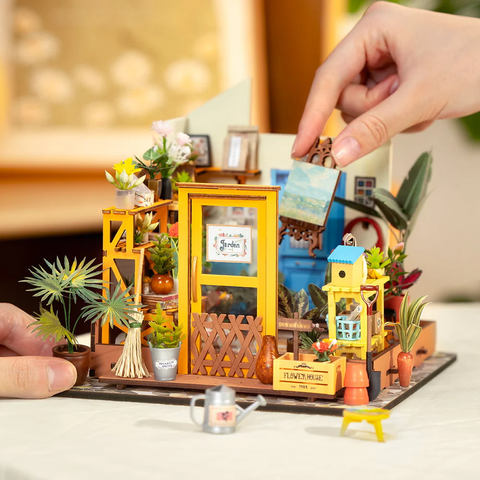 Cathy Flower House Rolife Diy Miniature House